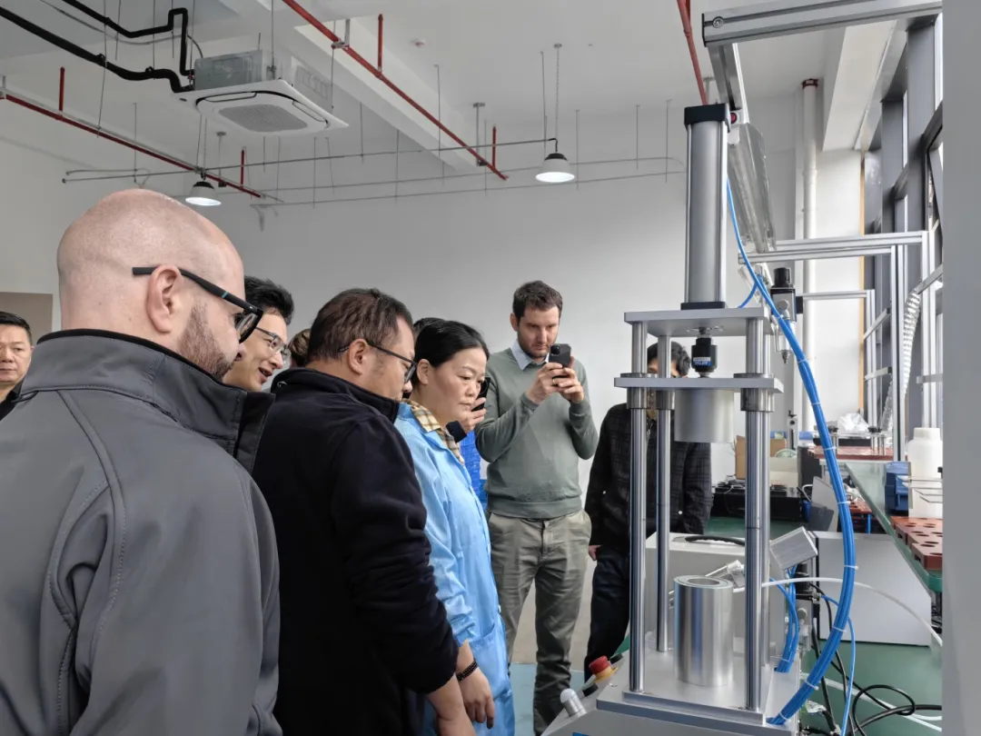 5ed39f8dcdacfe3efa121095f7a7f0dc